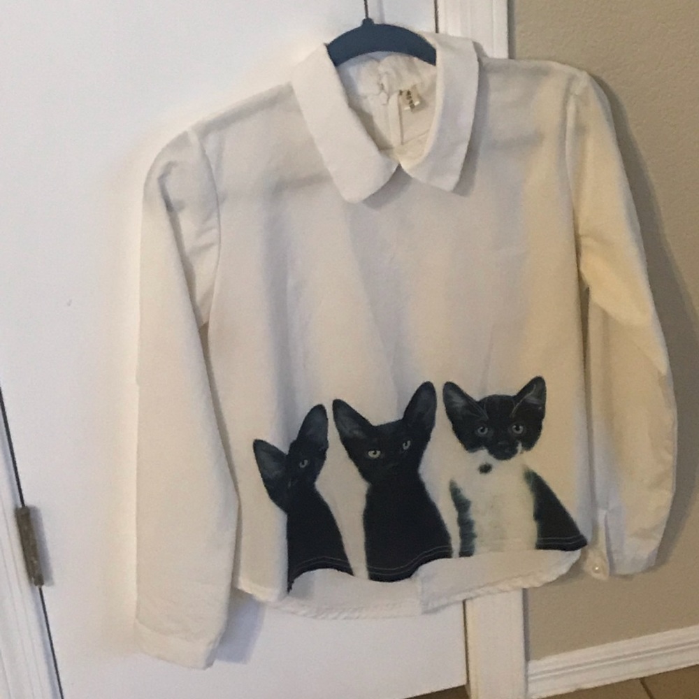 Kitty cat shirt !